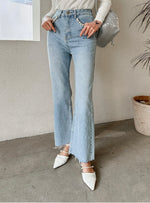 Pearl-Embellished High-Waisted Jeans