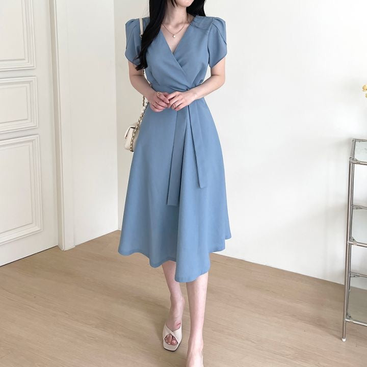 V-Neck Puffed Sleeve Short Sleeve Belted Dress