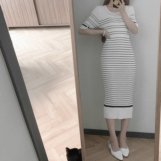 Ribbed Knit Stripe Midi Dress