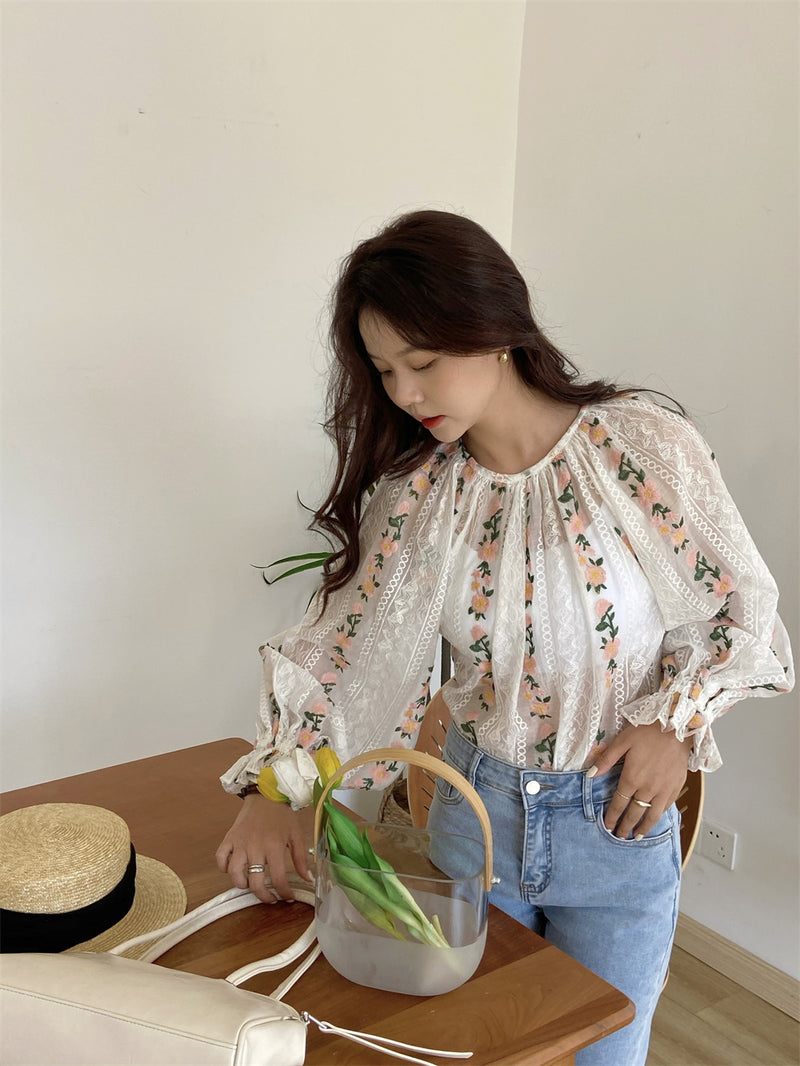 Floral Embroidered Long Sleeve Pullover Blouse