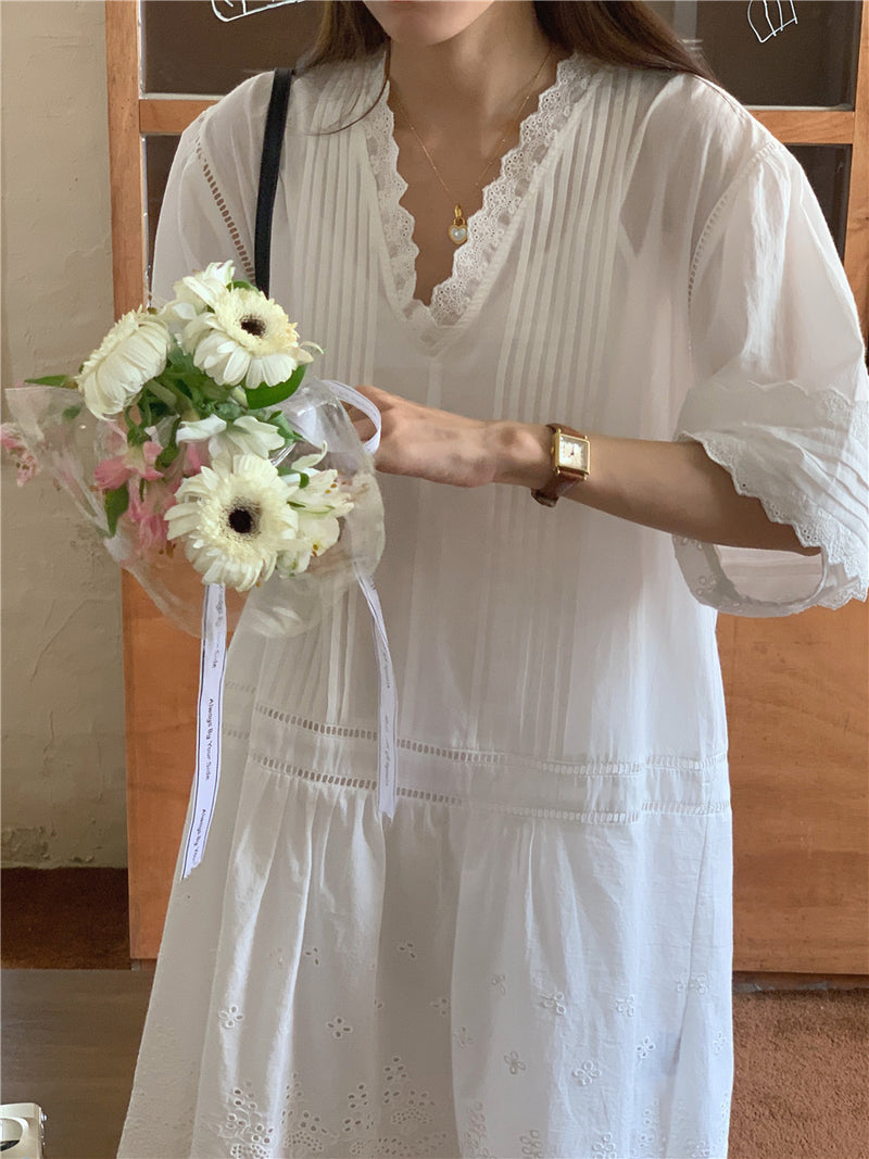 White Cotton Dress with Scalloped Lace Trims