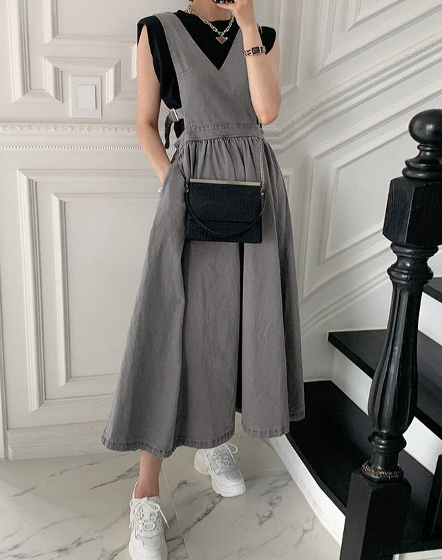 Denim V-Neck Strap Pullover Midi Dress