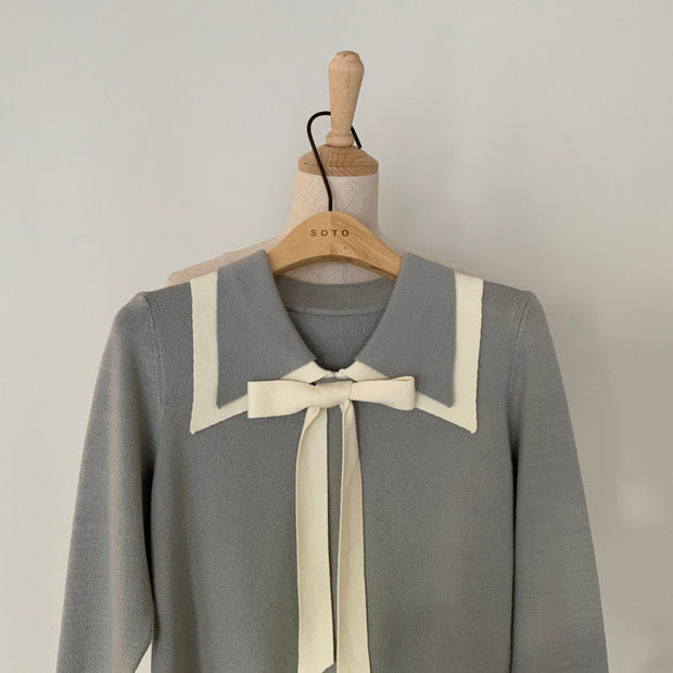 Knit Top with Double Layered Pointed Collar and Tie