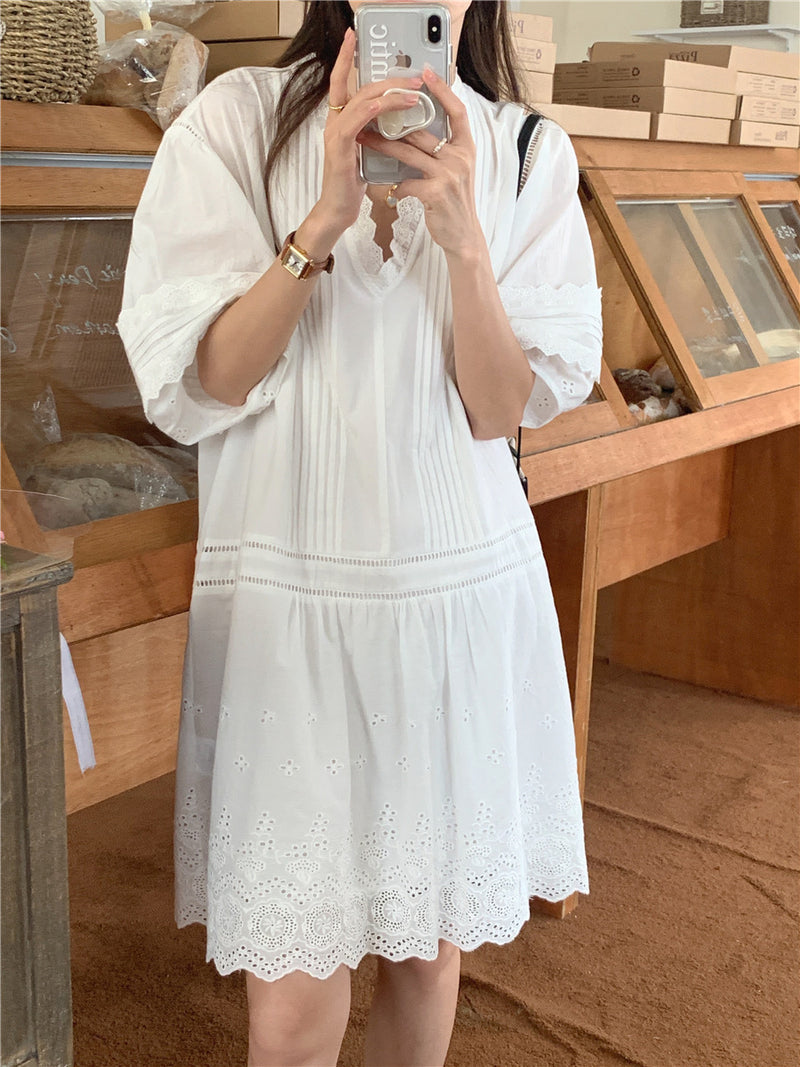 White Cotton Dress with Scalloped Lace Trims