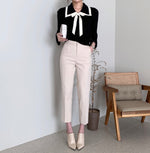 Knit Top with Double Layered Pointed Collar and Tie