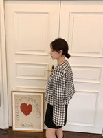 V-Neck Collarless Houndstooth Jacket with Pearly Buttons