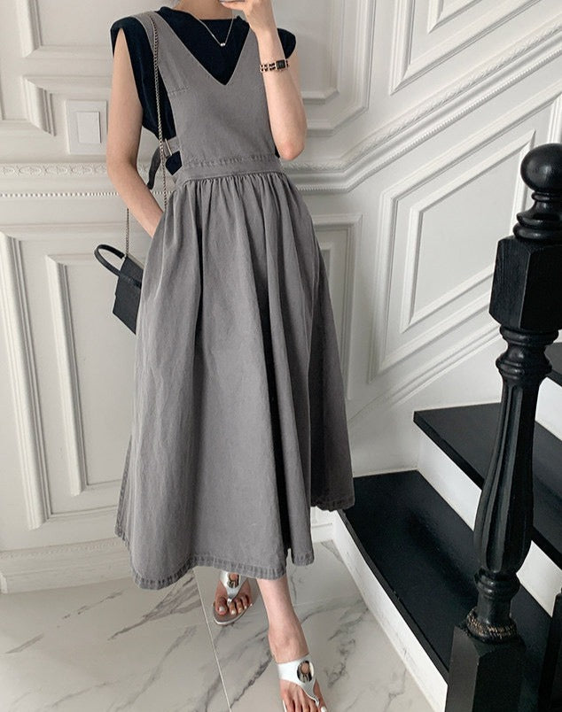 Denim V-Neck Strap Pullover Midi Dress