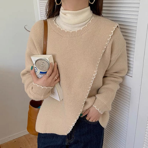 Designer Crew Neck Sweater with Contrasting Stitches