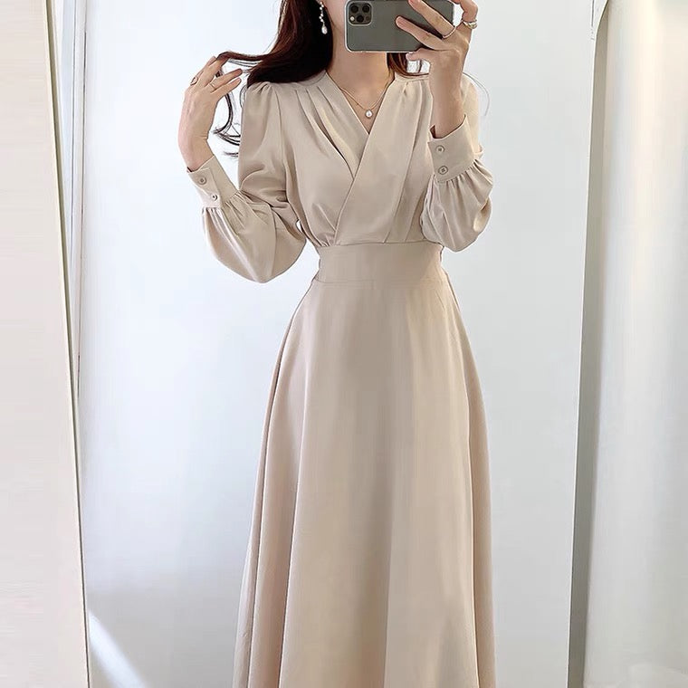 V-Neck Chest Pleated Chiffon Midi Dress