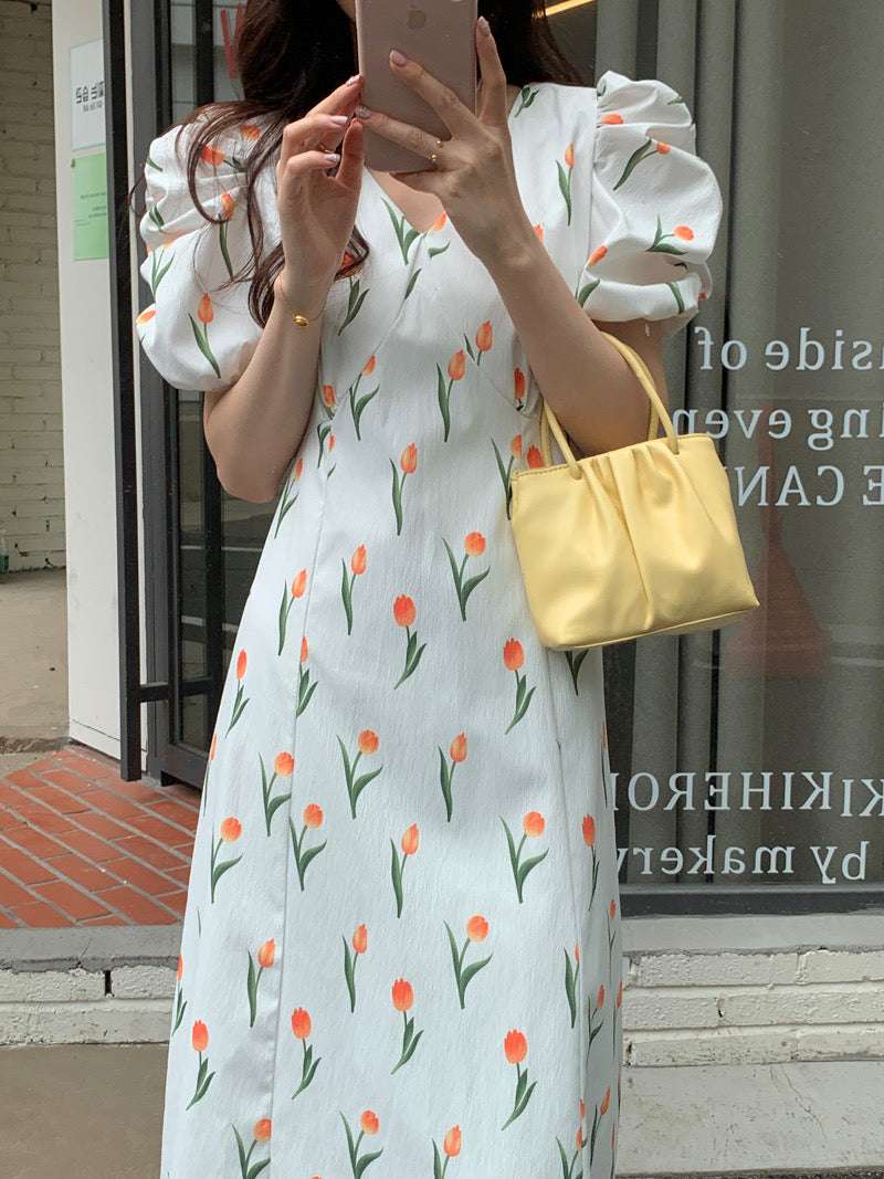 Tulip Print Short Sleeve Double V-Neck Midi Dress