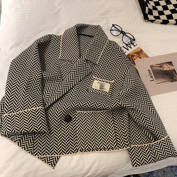 Oversized Double-Breasted Herringbone Pattern Cardigan / Cape