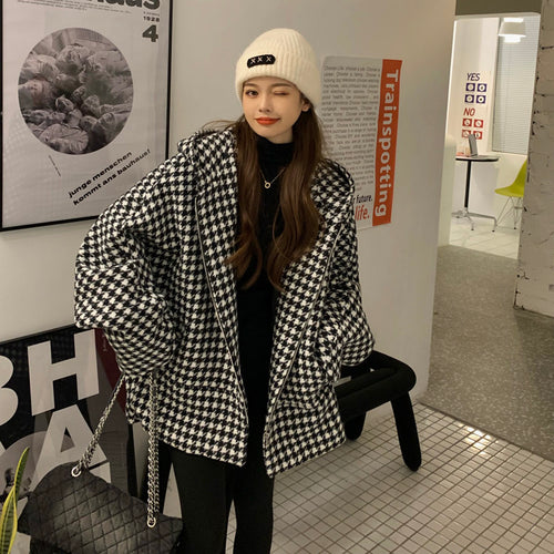 Oversized Zipped Hooded Coat in Houndstooth