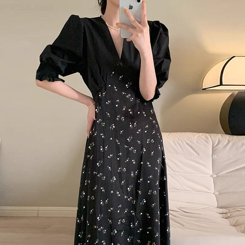 Black V-Neck Spliced Floral Midi Dress