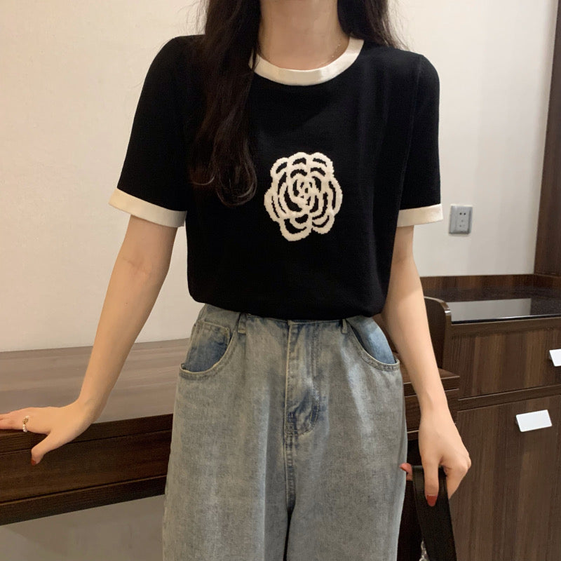 Camellia Flower Color Contrast Soft Knit Short Sleeve Top