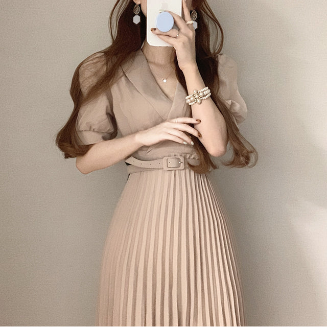 Pleated Short Sleeve Midi Dress with Belt