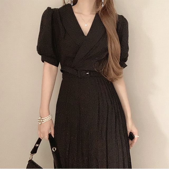 Pleated Short Sleeve Midi Dress with Belt