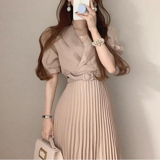 Pleated Short Sleeve Midi Dress with Belt