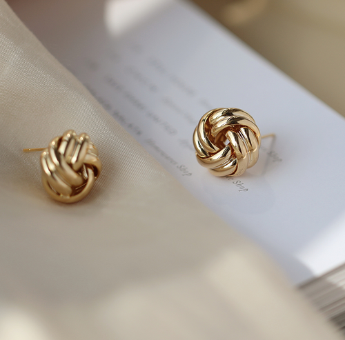 Classic Gold Knot Studs