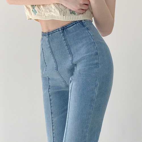 The Magic Slimming Seam Front Jeans