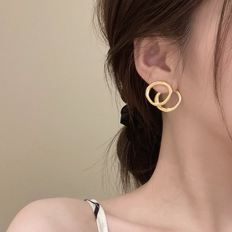 Minimalist Double Circle Earrings