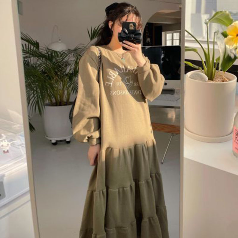 Tiered Loose Long-sleeved Sweatshirt Dress