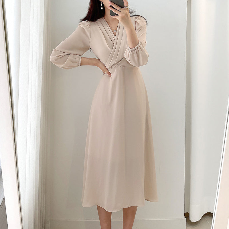 Pure Color Pleated V-Neck Midi Dress