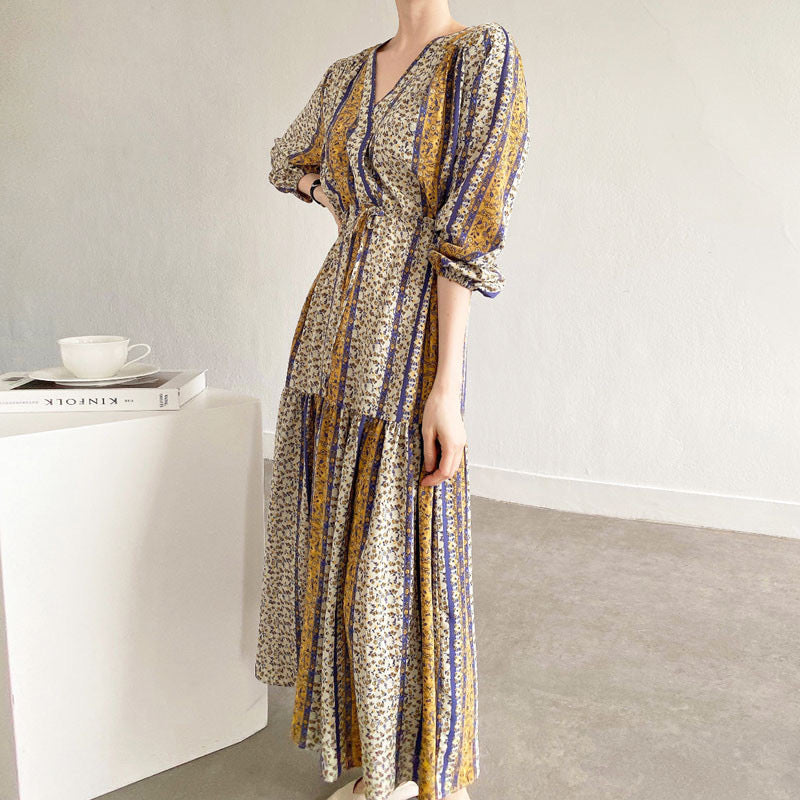 Bohemian Style V-Neck Color Contrast Floral Maxi Dress