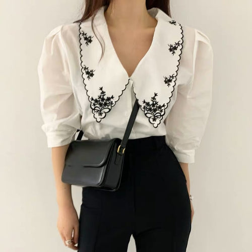 Vintage Style Shirt with Oversized Embroidered Collars