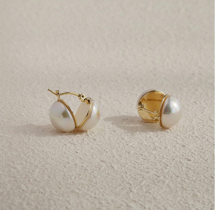 Classic Pearl Earrings