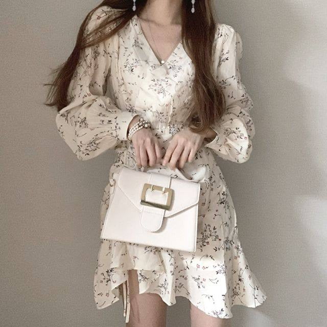 Floral V-Neck Side Drawstring Long Sleeve Dress