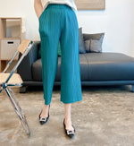 Pleated Cropped Wide Pants